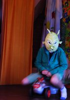 Das Alien auf seinem Raumschiff. Foto: Adolf Rüdebusch