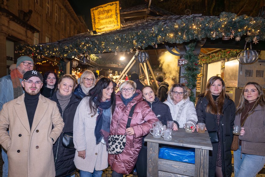 Eine Besuchergruppe auf dem Lamberti-Markt 2025. Foto: Sascha Stüber