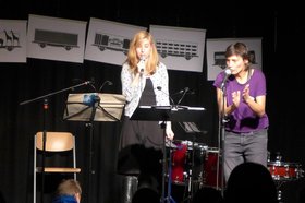 Izabella Wielgomasz und Rita Meiners beim KiBuM Konzert. Foto: Stadt Oldenburg