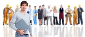 Personen mit unterschiedlicher Arbeitskleidung. Foto: Kurhan/Adobe Stock
