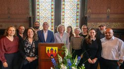 Im Juni empfing Bürgermeisterin Petra Averbeck (Mitte) eine Delegation aus Mateh Asher im Rathaus. Foto: Sascha Stüber  
