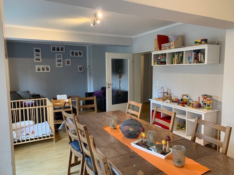 Esszimmer in der Gemeinschaftsküche und Wohnzimmer. Foto: Stadt Oldenburg