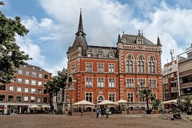 Das Rat-Haus der Stadt Oldenburg. Foto: Mittwollen und Gradetchliev