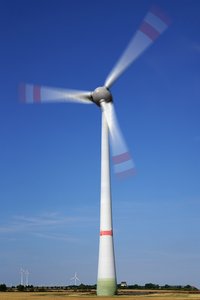Windrad in Bewegung. Foto: makabera/pixabay