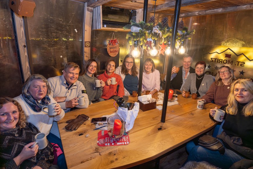 Eine Besuchergruppe auf dem Lamberti-Markt 2025. Foto: Sascha Stüber
