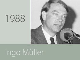 Dr. Ingo Müller. Foto: Christoph Harder, Stadtarchiv Oldenburg.