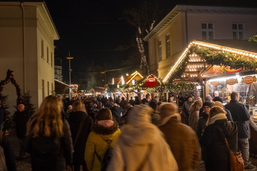Blick in Richtung Schloßplatz beim Lamberti-Markt 2025. Foto: Sascha Stüber