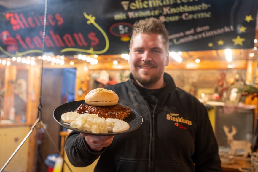 Das „Kleine Steakhaus“ auf dem Lamberti-Markt 2025. Foto: Sascha Stüber