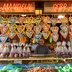 Vorschau: Eine Mandelbude auf dem Kramermarkt 2024. Foto: Sascha Stüber