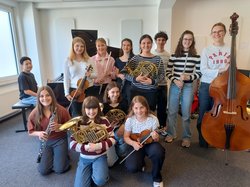 Die Oldenburger Talente, die beim diesjährigen Bundeswettbewerb „Jugend musiziert“ teilgenommen haben. Foto: Stadt Oldenburg