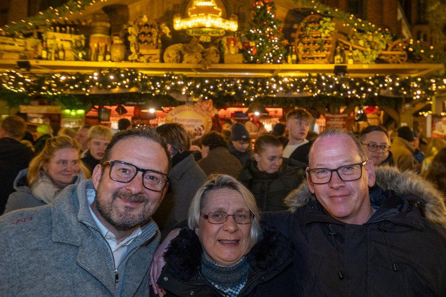 Eine Besuchergruppe auf dem Lamberti-Markt 2025. Foto: Sascha Stüber