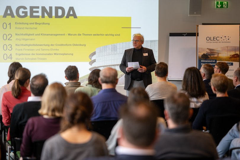 Begrüßung durch Roland Hentschel. Foto: Sascha Stüber