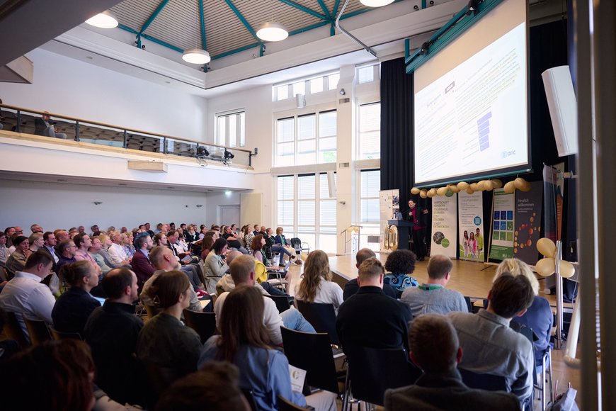 Volles Haus beim Keynote-Vortrag von Marina Tcharnetsky. Foto: Foto- und Bilderwerk