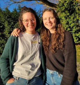 Raisa Biebert und Lotte Schneider. Foto: Stadt Oldenburg