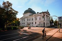 Staatstheater. Foto: Mittwollen und Gradetchliev