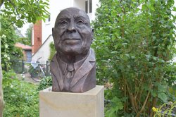 Die Bronzebüste von Leo Trepp. Foto: Stadt Oldenburg