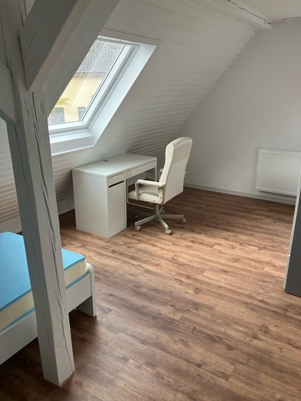 Schreibtisch im Jugendzimmer. Foto: Stadt Oldenburg