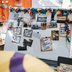 Vorschau: Eine bunt geschmückte Stelltafel zeigt zahlreiche Fotos. Foto: Florian Skupin