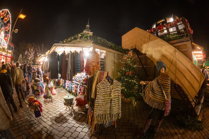 Winterbekleidung und Filzartikel auf dem Lamberti-Markt 2025. Foto: Sascha Stüber