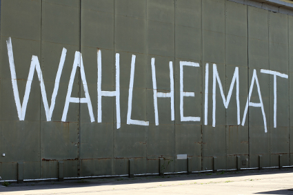 Schriftzug Wahlheimat an Halle 10. Foto: Stadt Oldenburg